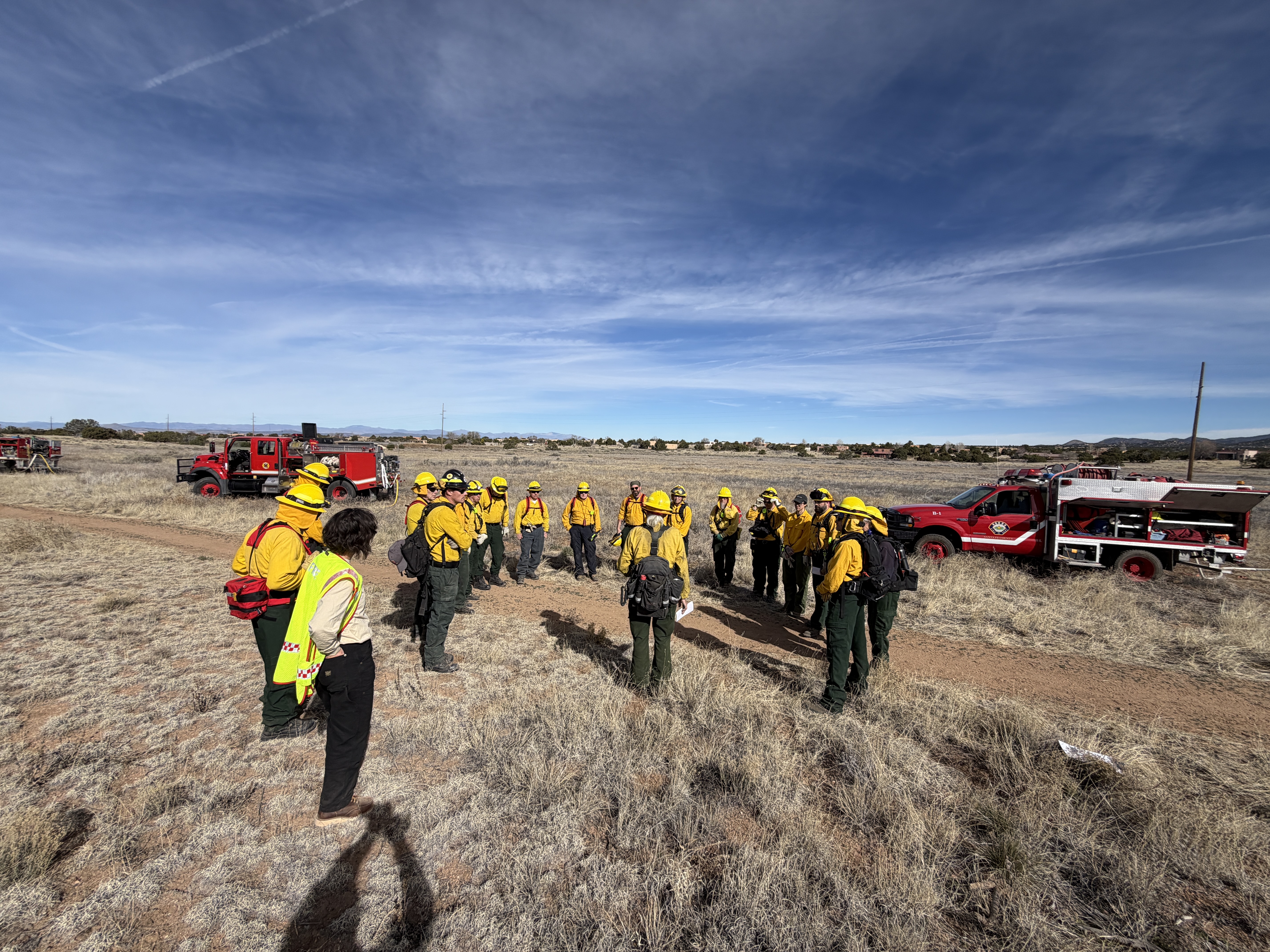 EFR members at a field training briefing
